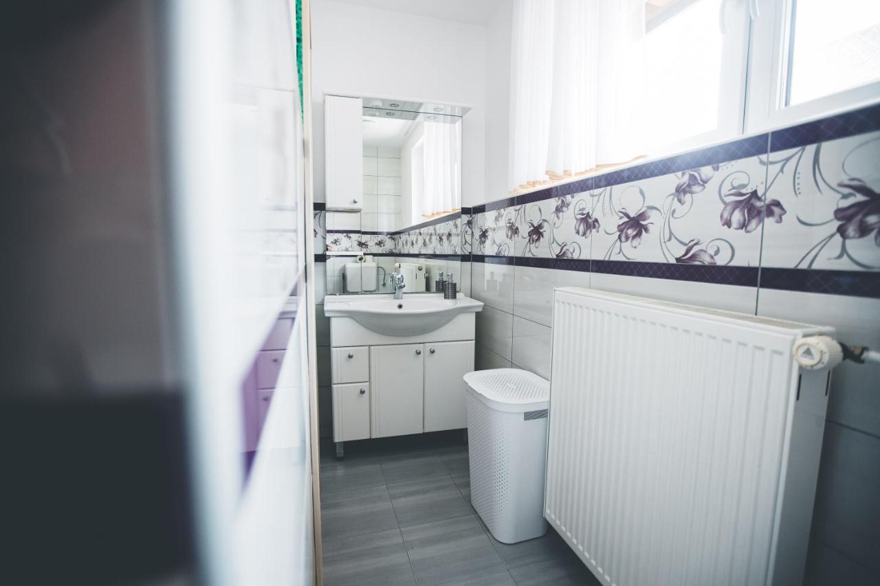 Apartma Pri Bostjanu Škofja Loka Exteriör bild