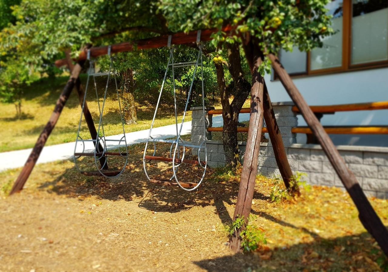 Apartma Pri Bostjanu Škofja Loka Exteriör bild